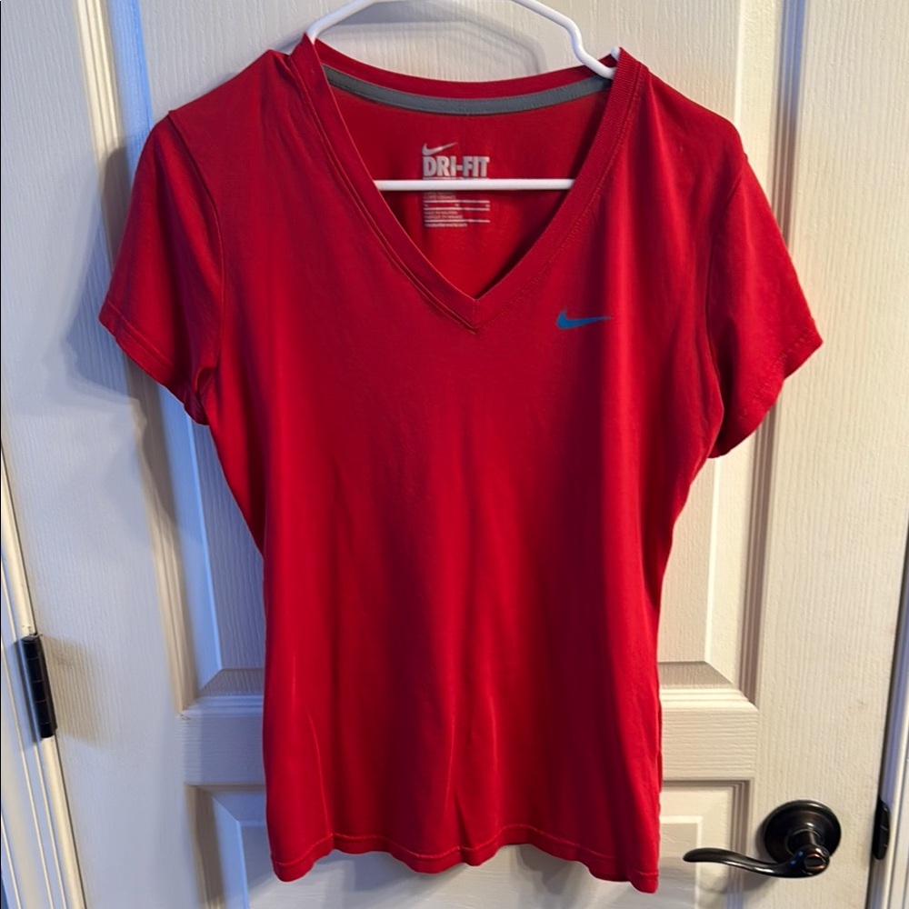 Nike Red Fitted V-Neck Short Sleeve T-Shirt